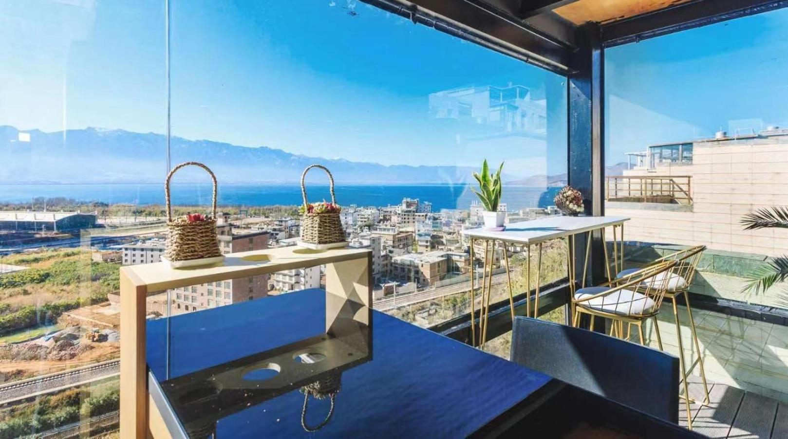 Dali Listening Sea View Villa大理听城海景别墅 Exterior foto