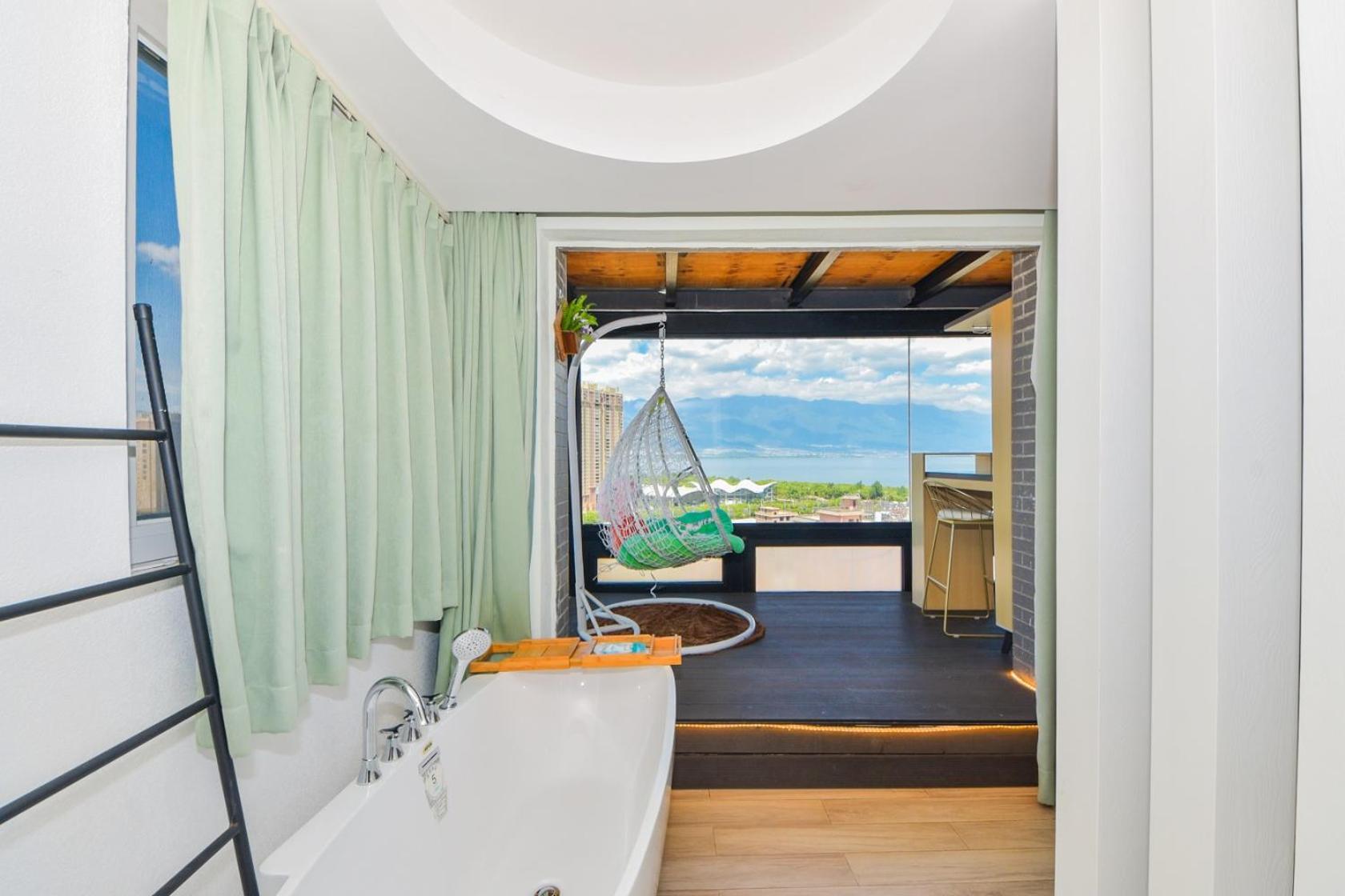 Dali Listening Sea View Villa大理听城海景别墅 Exterior foto