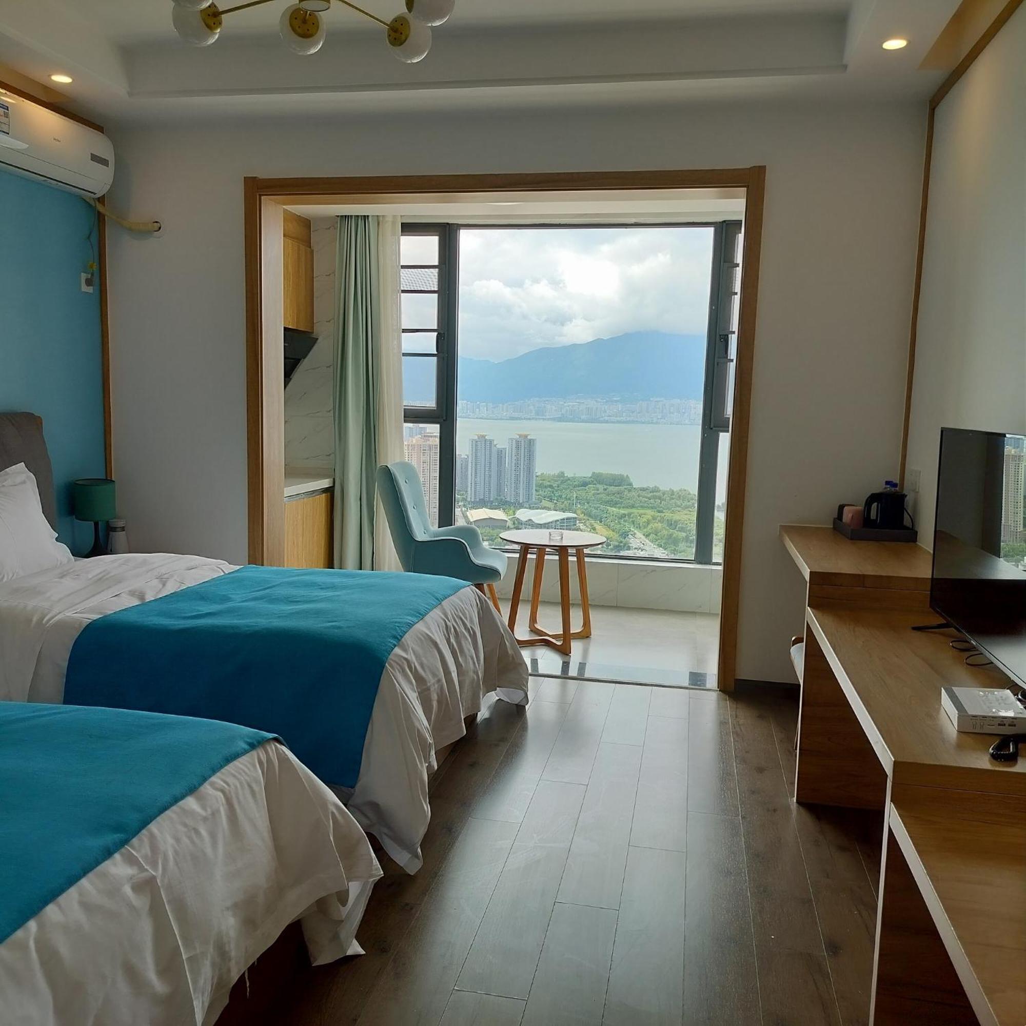 Dali Listening Sea View Villa大理听城海景别墅 Exterior foto