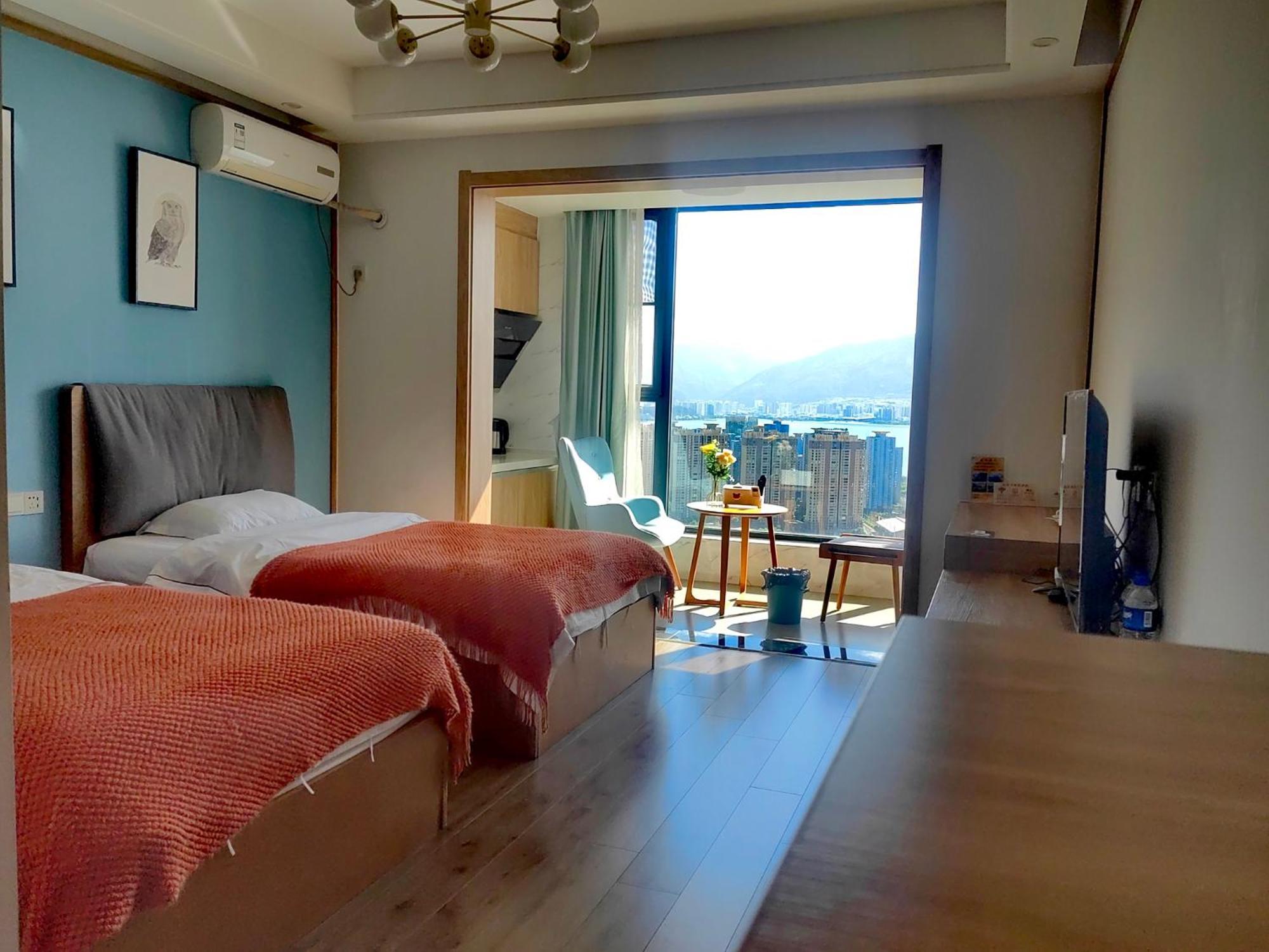 Dali Listening Sea View Villa大理听城海景别墅 Exterior foto